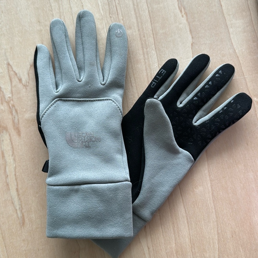Women’s North face smart gloves - medium